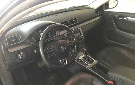 Volkswagen Passat B7, 2012 год, 1 250 000 рублей, 17 фотография