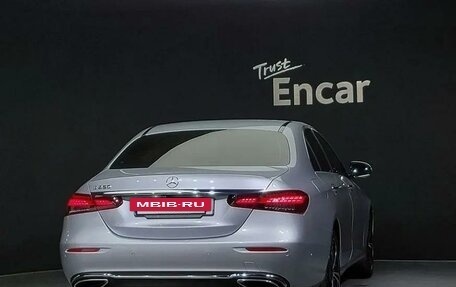 Mercedes-Benz E-Класс, 2021 год, 4 173 000 рублей, 4 фотография