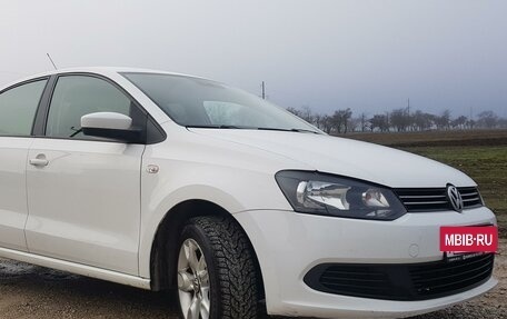 Volkswagen Polo VI (EU Market), 2012 год, 990 000 рублей, 2 фотография