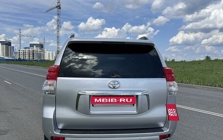 Toyota Land Cruiser Prado 150 рестайлинг 2, 2012 год, 3 050 000 рублей, 4 фотография