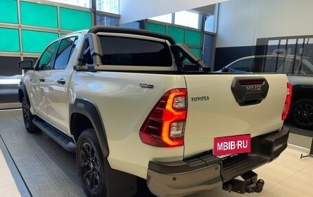 Toyota Hilux VIII, 2021 год, 6 900 000 рублей, 3 фотография