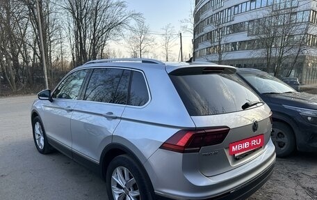 Volkswagen Tiguan II, 2017 год, 2 428 000 рублей, 5 фотография