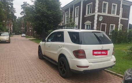 Mercedes-Benz M-Класс, 2010 год, 1 500 000 рублей, 3 фотография