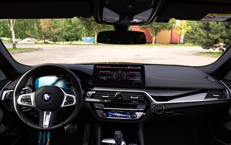 BMW 5 серия, 2022 год, 7 450 000 рублей, 10 фотография