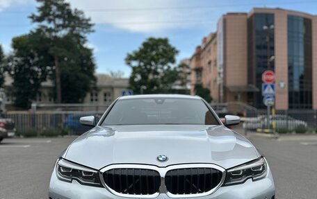 BMW 3 серия, 2019 год, 3 300 000 рублей, 1 фотография