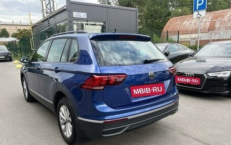 Volkswagen Tiguan II, 2021 год, 2 878 000 рублей, 4 фотография