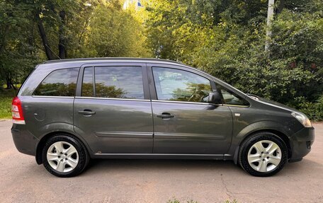 Opel Zafira B, 2011 год, 725 000 рублей, 13 фотография