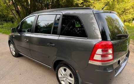 Opel Zafira B, 2011 год, 725 000 рублей, 15 фотография