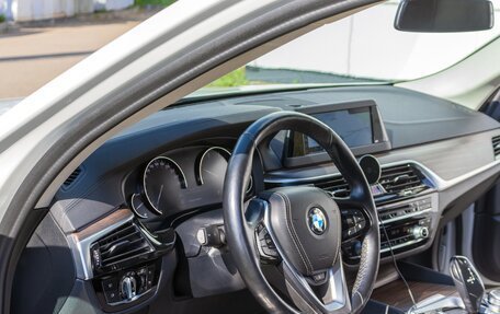 BMW 5 серия, 2018 год, 3 800 000 рублей, 22 фотография