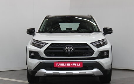 Toyota RAV4, 2024 год, 4 800 000 рублей, 3 фотография