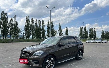 Mercedes-Benz M-Класс, 2014 год, 3 200 000 рублей, 2 фотография