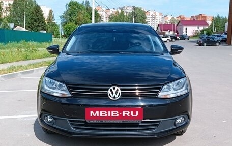 Volkswagen Jetta VI, 2013 год, 1 160 000 рублей, 4 фотография