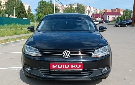 Volkswagen Jetta VI, 2013 год, 1 160 000 рублей, 3 фотография