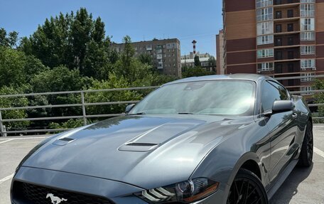 Ford Mustang VI рестайлинг, 2022 год, 4 200 000 рублей, 2 фотография