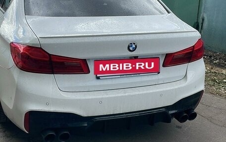 BMW 5 серия, 2018 год, 5 600 000 рублей, 2 фотография