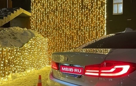 BMW 5 серия, 2018 год, 5 600 000 рублей, 4 фотография
