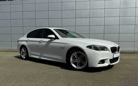 BMW 5 серия, 2015 год, 2 850 000 рублей, 2 фотография