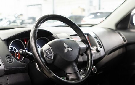 Mitsubishi Outlander III рестайлинг 3, 2011 год, 1 460 000 рублей, 5 фотография