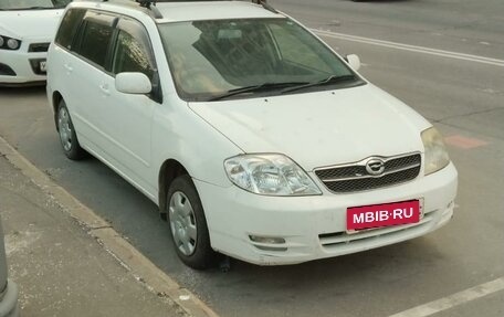 Toyota Corolla, 2004 год, 700 000 рублей, 2 фотография
