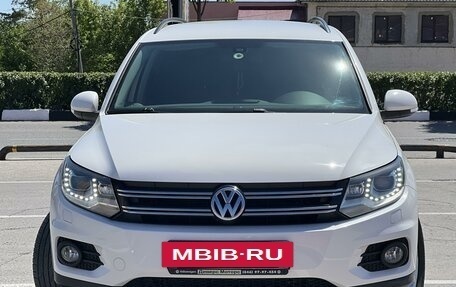 Volkswagen Tiguan I, 2012 год, 1 699 000 рублей, 2 фотография