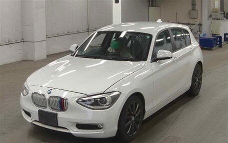 BMW 1 серия, 2015 год, 1 200 000 рублей, 3 фотография
