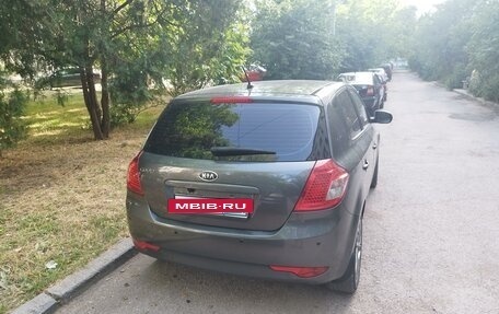 KIA cee'd I рестайлинг, 2011 год, 900 000 рублей, 3 фотография