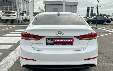 Hyundai Elantra VI рестайлинг, 2018 год, 1 480 000 рублей, 6 фотография