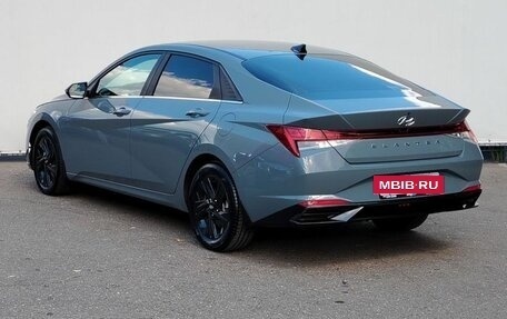 Hyundai Elantra, 2023 год, 2 400 000 рублей, 7 фотография