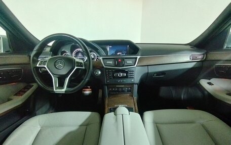 Mercedes-Benz E-Класс, 2012 год, 1 727 000 рублей, 7 фотография