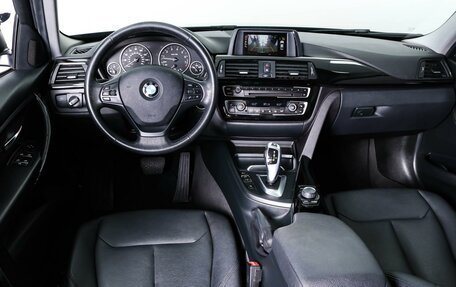 BMW 3 серия, 2016 год, 2 639 000 рублей, 6 фотография