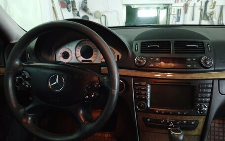 Mercedes-Benz E-Класс, 2008 год, 1 250 000 рублей, 9 фотография