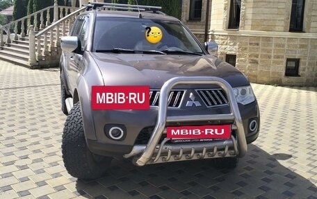 Mitsubishi Pajero Sport II рестайлинг, 2013 год, 2 200 000 рублей, 2 фотография