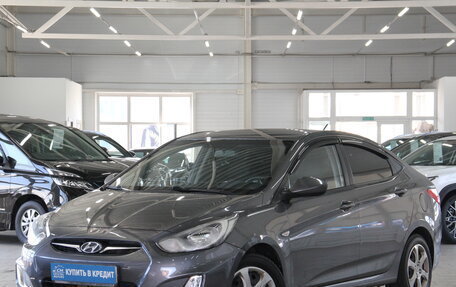 Hyundai Solaris II рестайлинг, 2012 год, 1 049 000 рублей, 3 фотография