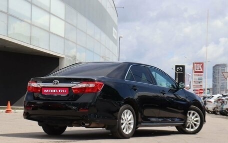 Toyota Camry, 2012 год, 1 890 000 рублей, 5 фотография