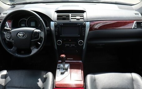 Toyota Camry, 2012 год, 1 890 000 рублей, 12 фотография