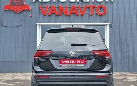 Volkswagen Tiguan II, 2018 год, 2 750 000 рублей, 7 фотография