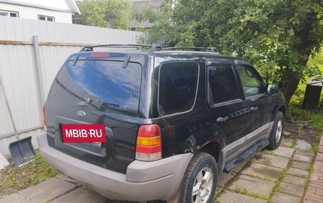 Ford Escape II, 2000 год, 370 000 рублей, 2 фотография