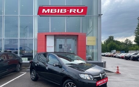 Renault Sandero II рестайлинг, 2015 год, 735 000 рублей, 3 фотография