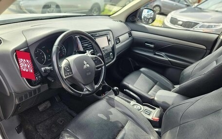 Mitsubishi Outlander III рестайлинг 3, 2013 год, 1 474 400 рублей, 8 фотография