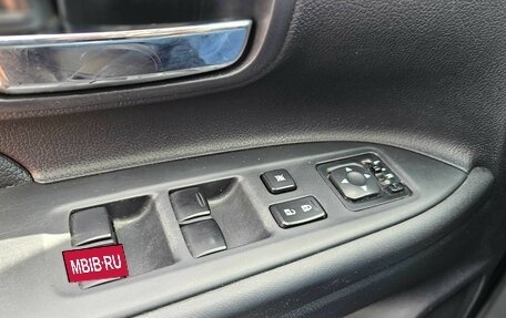 Mitsubishi Outlander III рестайлинг 3, 2013 год, 1 474 400 рублей, 15 фотография