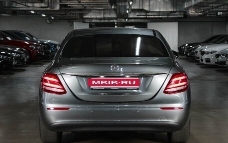 Mercedes-Benz E-Класс, 2016 год, 3 016 000 рублей, 5 фотография