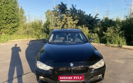 BMW 3 серия, 2013 год, 1 355 000 рублей, 4 фотография