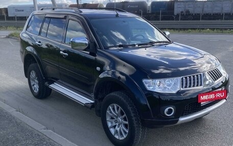 Mitsubishi Pajero Sport II рестайлинг, 2012 год, 1 900 000 рублей, 2 фотография