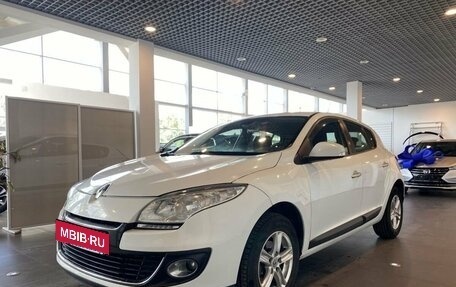 Renault Megane III, 2014 год, 880 000 рублей, 7 фотография