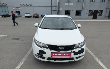 KIA Forte II, 2011 год, 800 000 рублей, 1 фотография