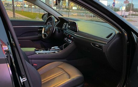 Hyundai Sonata VIII, 2021 год, 3 030 000 рублей, 5 фотография