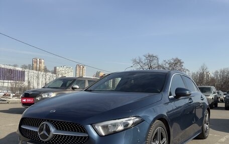 Mercedes-Benz A-Класс, 2020 год, 3 100 000 рублей, 1 фотография