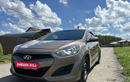 Hyundai i30 II рестайлинг, 2013 год, 1 200 000 рублей, 2 фотография