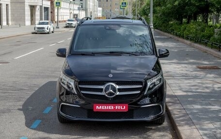 Mercedes-Benz V-Класс, 2020 год, 7 500 000 рублей, 1 фотография