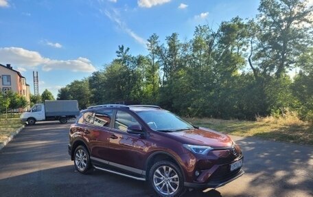 Toyota RAV4, 2016 год, 2 950 000 рублей, 3 фотография